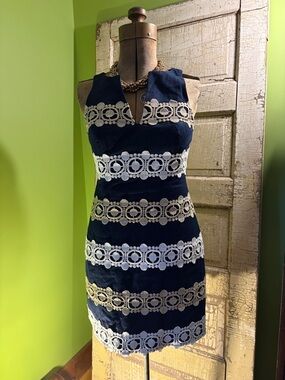 Navy Blue Lilly Pulitzer Sleeveless Lace-Trim Sheath Dress